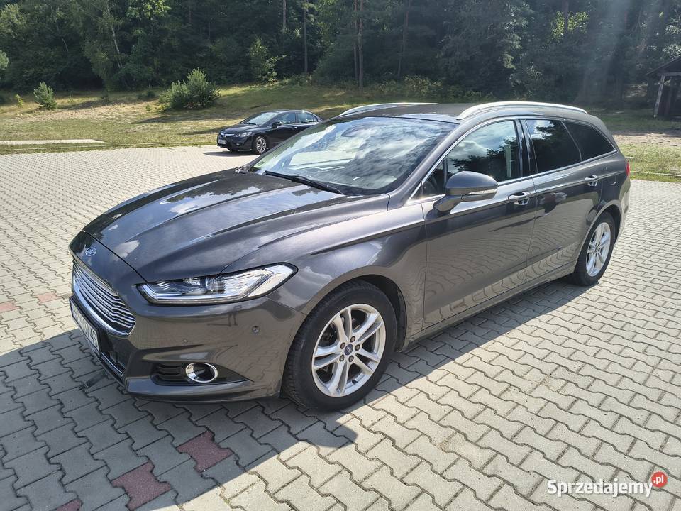 Ford Mondeo Kombi MK5 Titanium 20D Biturbo 210 isofix Hucisko