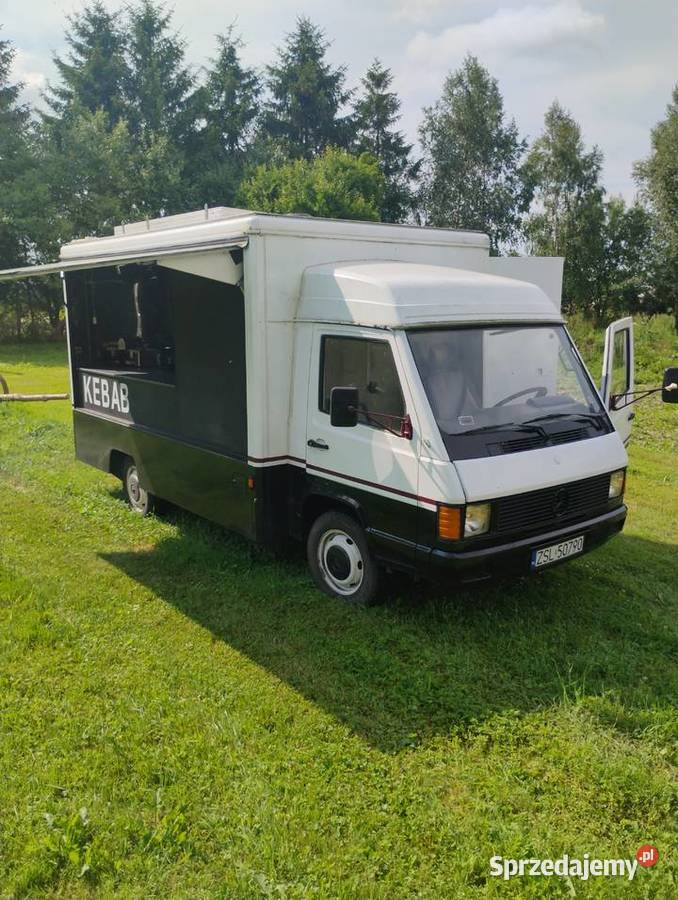 Food truck Kebab Sklep Bar Kurczak z Rożna Sławno