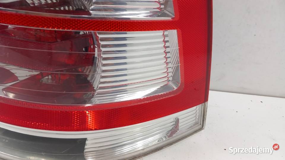 OPEL ZAFIRA B LIFT VAN LAMPA TYŁ PRAWA Zbierkowo