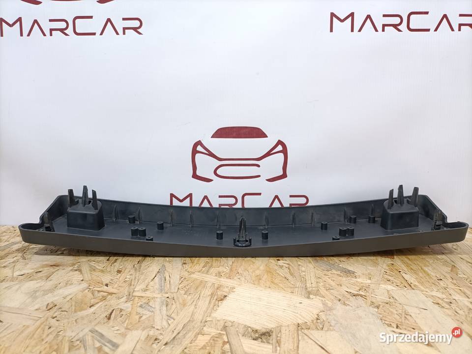 MERCEDES A KLASA W177 AMG PODKŁADKA UCHWYT Części montażowe Pleszew