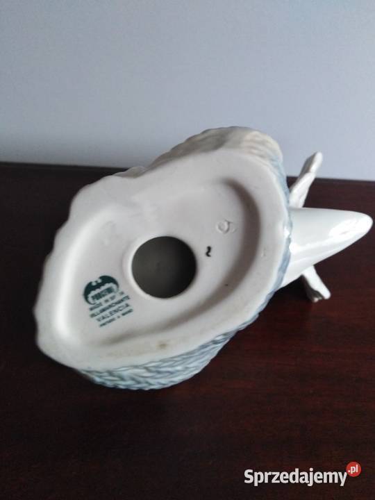 Porcelanowa figurka gołębią Valencia Made In Miejsce Piastowe sprzedam