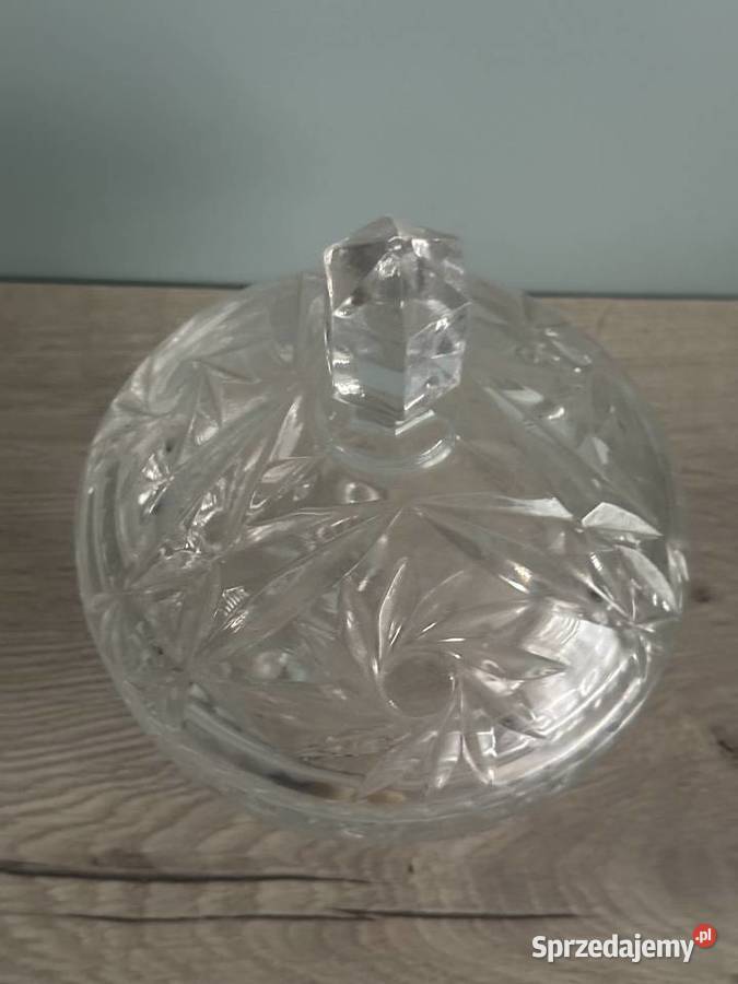 Bombonierka mała kryształ z lat 50tych sprzedam