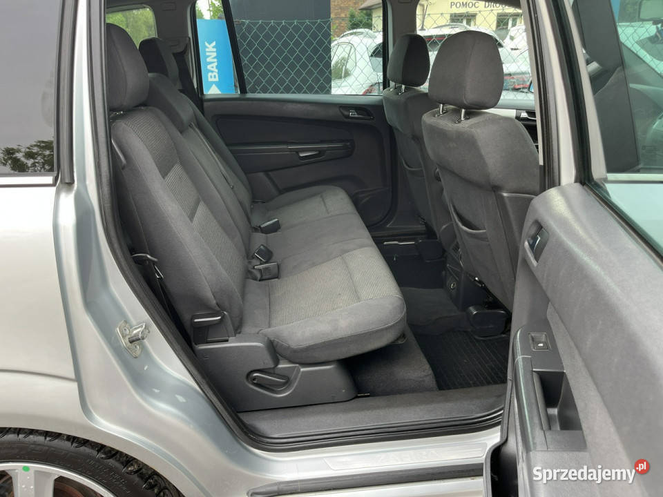 Opel Zafira 18 Gaz 7 Osobowy Tanio B 20052011 centralny zamek Zafira Rydułtowy sprzedam