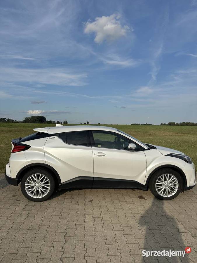 Toyota CHR 20 Hybrid Executive 1987cm3 C-HR Leszno
