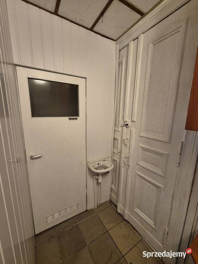 Wynajmę maly lokal z witryną Kilinskiego 13 handlowo-usługowy Wynajem Łódź