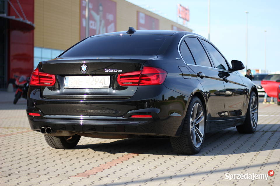 BMW 330E F30 Sportline 2018 65 252 l Hybryda czarny Gdynia