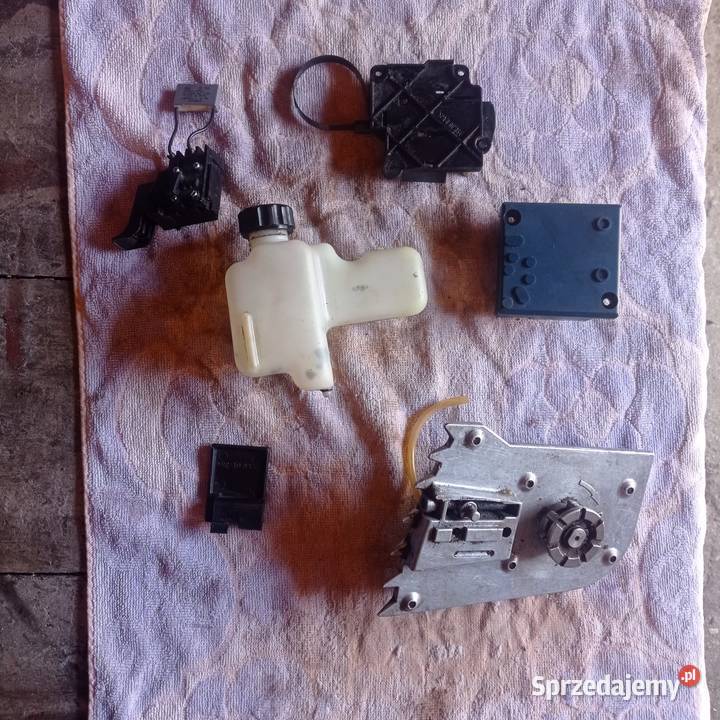 Piła elektryczna BOSCH AKE 30 Części Zbiornik Kamień Pomorski