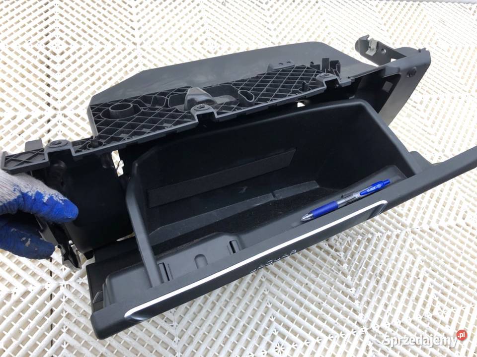 SCHOWEK PASAŻERA JAGUAR FPACE SUV PÓŁKA DESKI