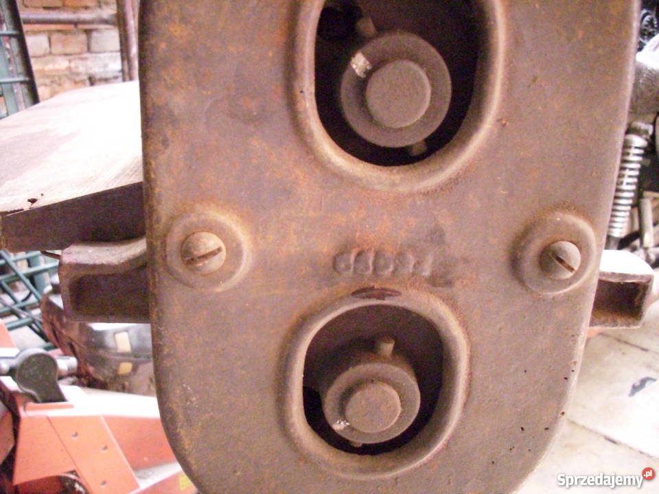 Przedwojenny masywny magielPiękna ozdoba Barlinek