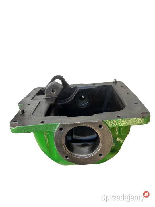 OBUDOWA PRZYSTAWKI NAPĘDU L170425 JOHN DEERE sprzedam