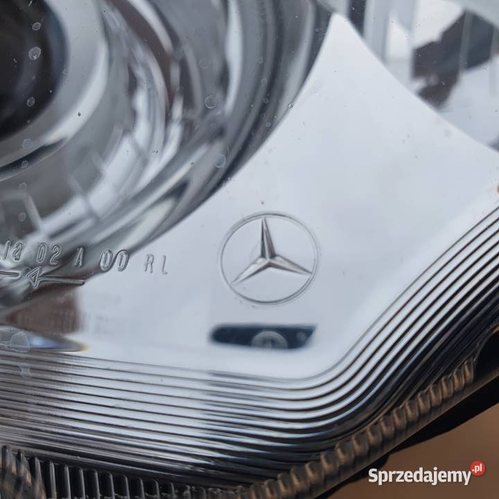 MERCEDES AROCS ANTOS REFLEKTOR LEWY XENON LAMPA Lewe