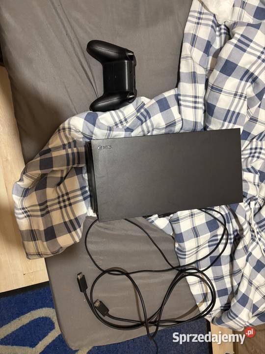 Na sprzedaż Konsola Xbox Series X Prsktycznie Warszawa sprzedam