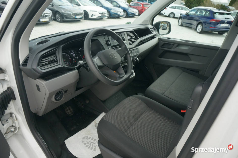 Volkswagen Transporter T61 20 TDI 150 L2H1 Rok produkcji 2023 Poznań