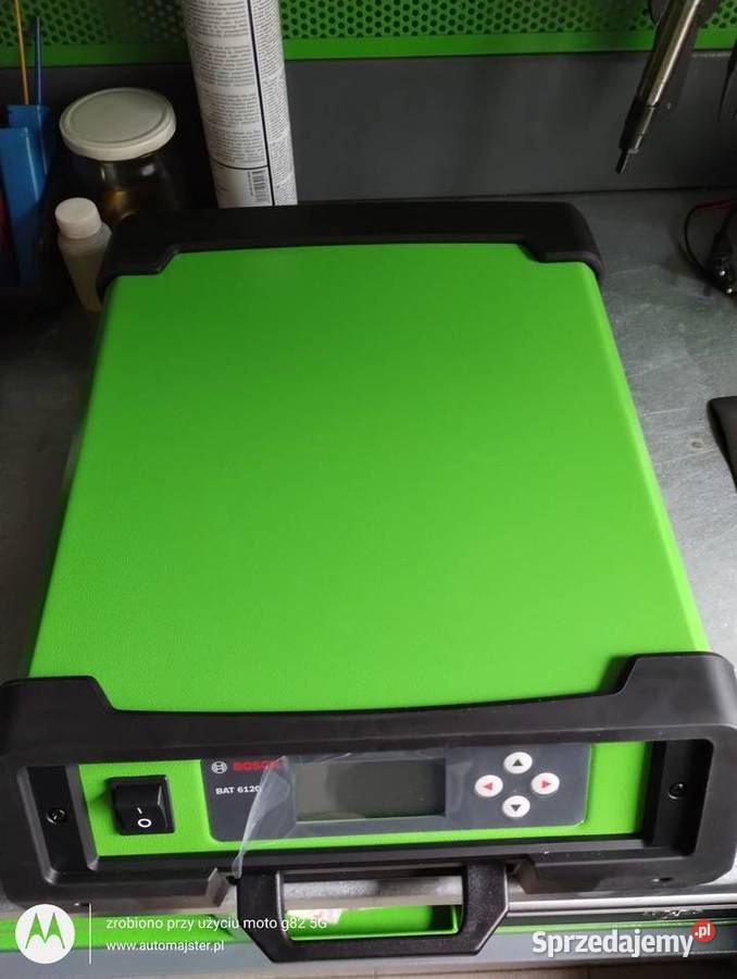 Bat 6120 ładowarka 120 A pod PassThru