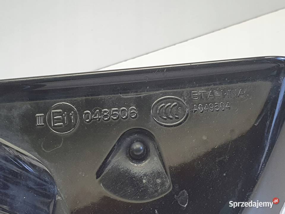 LUSTERKO PRAWE PASAŻERA Volvo XC40 9 kabli