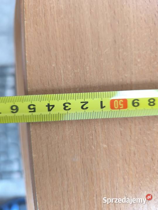 Biurko komputerowe na kółkach