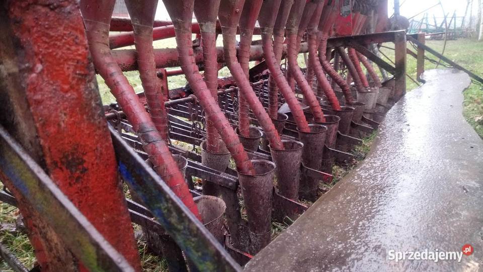 Siewnik konny zawieszany zbożowy Kaszub SO140 Pratków
