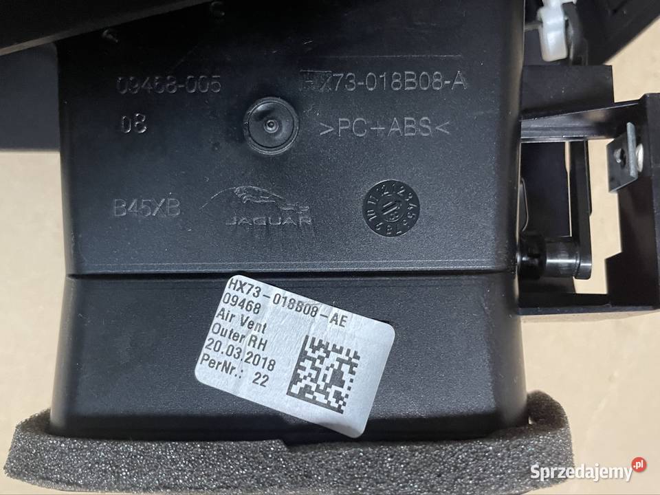 HX83018B08 kratka nawiewu prawa jaguar x761 Szczecin