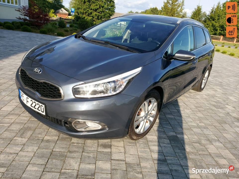 Kia Ceed 16 gdi oświetlenie led Benzyna grzane lakier metallic Drelów sprzedam