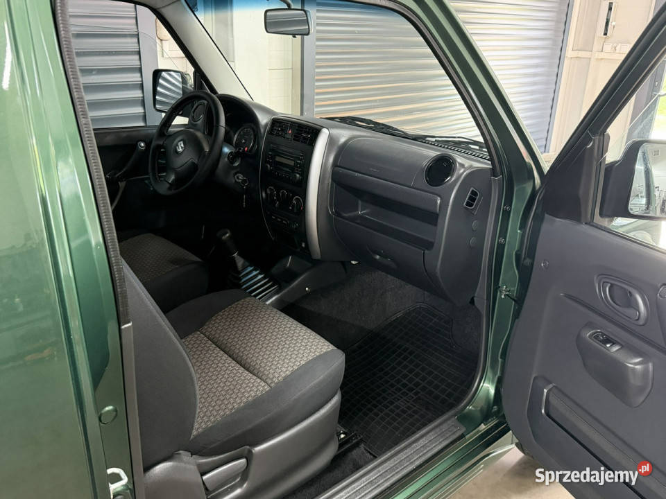 Suzuki Jimny Nowy 59tyśkm Zero korozji Oryginał 59000km Chechło
