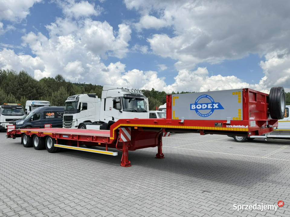 niskopodwoziowa Bodex NN3J Ładowność 26500 3osie pełny VAT Widełki