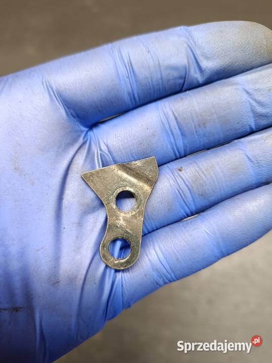 Uchwyt mocowanie króciec chłodniczy rurka pompy małopolskie Gołaczewy