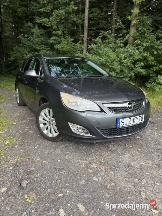 Opel Astra J 150 lat opla wersja przyciemniane szyby Astra Rybnik