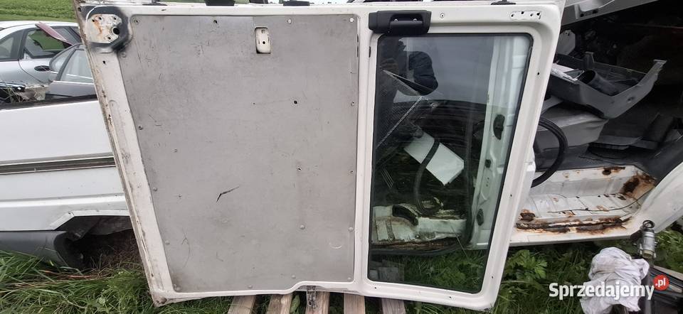 VW T4 Drzwi boczne przesuwne suwane białe Części samochodowe Hańsk-Kolonia