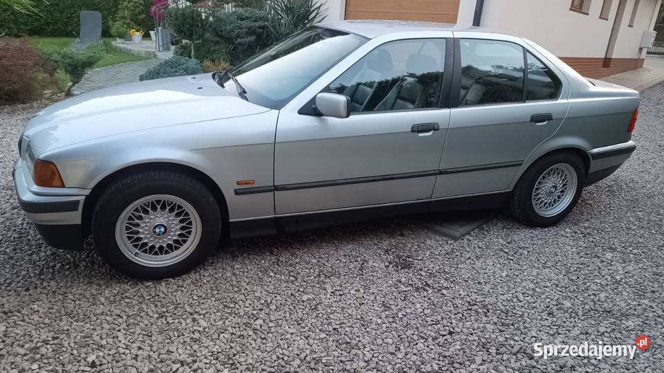 BMW E36 20 sedan Bujaków