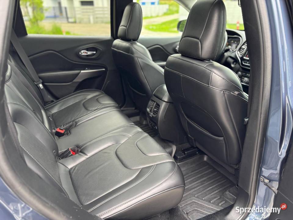 JEEP CHEROKEE 32 V6 2019 r 4x4 4/5 Lubartów sprzedam