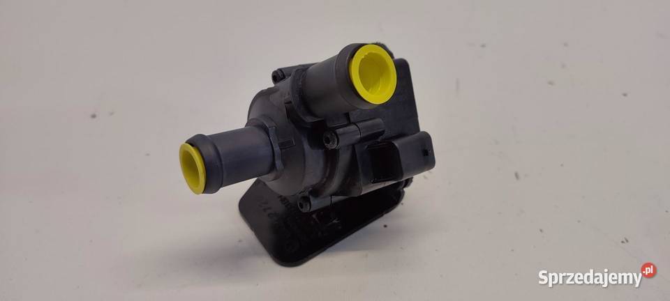 VW TIGUAN II POMPKA WODY 20 TDI 5Q0965561B osobowe sprzedam