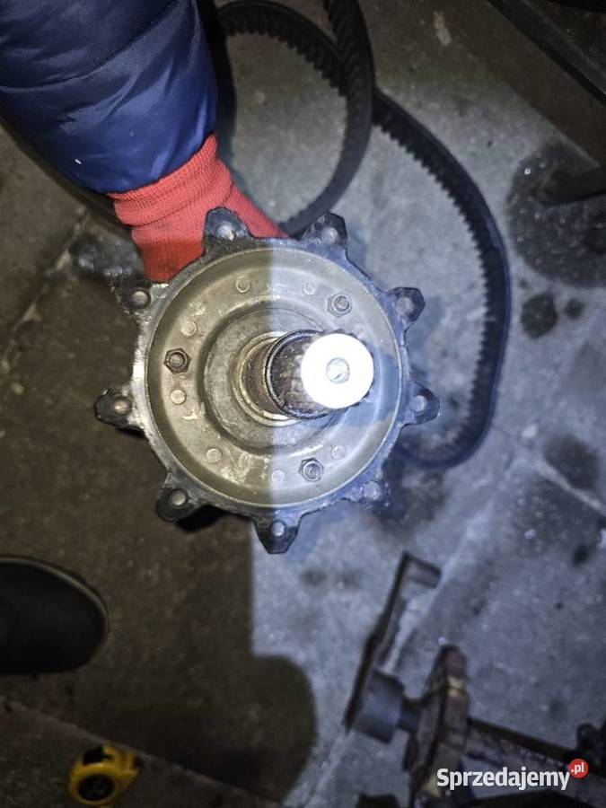 Wałek napędowy wałki skidoo zębatka zębatki Jelenia Góra