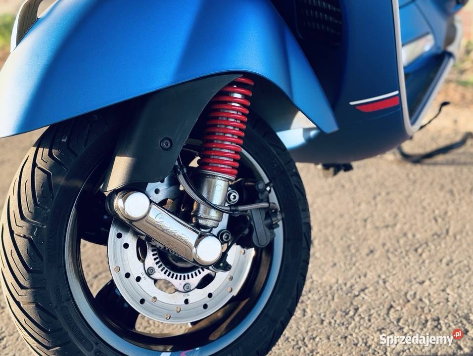 2022 Vespa 300 GTS Hpe Pozolia