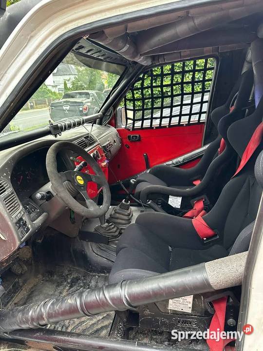 Nissan Patrol 28 Rajdowy Baja Terenowy Wyścigi 180KM