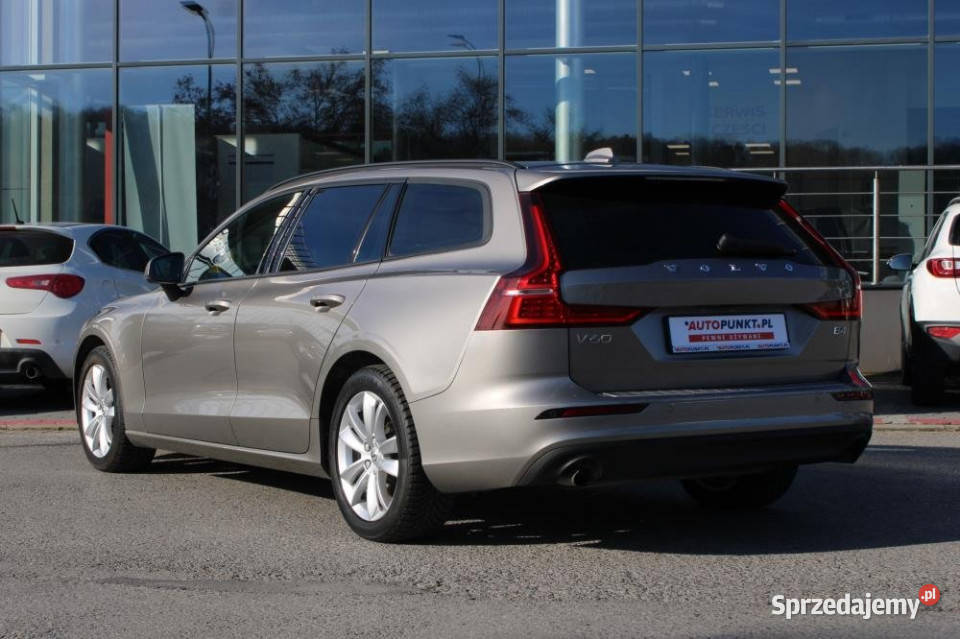 Volvo V60 2021r Czujniki Parkowania PT Skóra diesel Kraków
