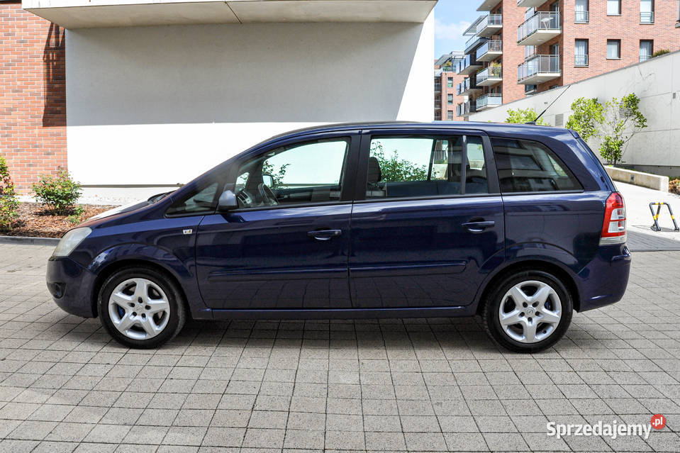 Opel Zafira Lift 7osobowy Rok produkcji 2008 Wrocław sprzedam