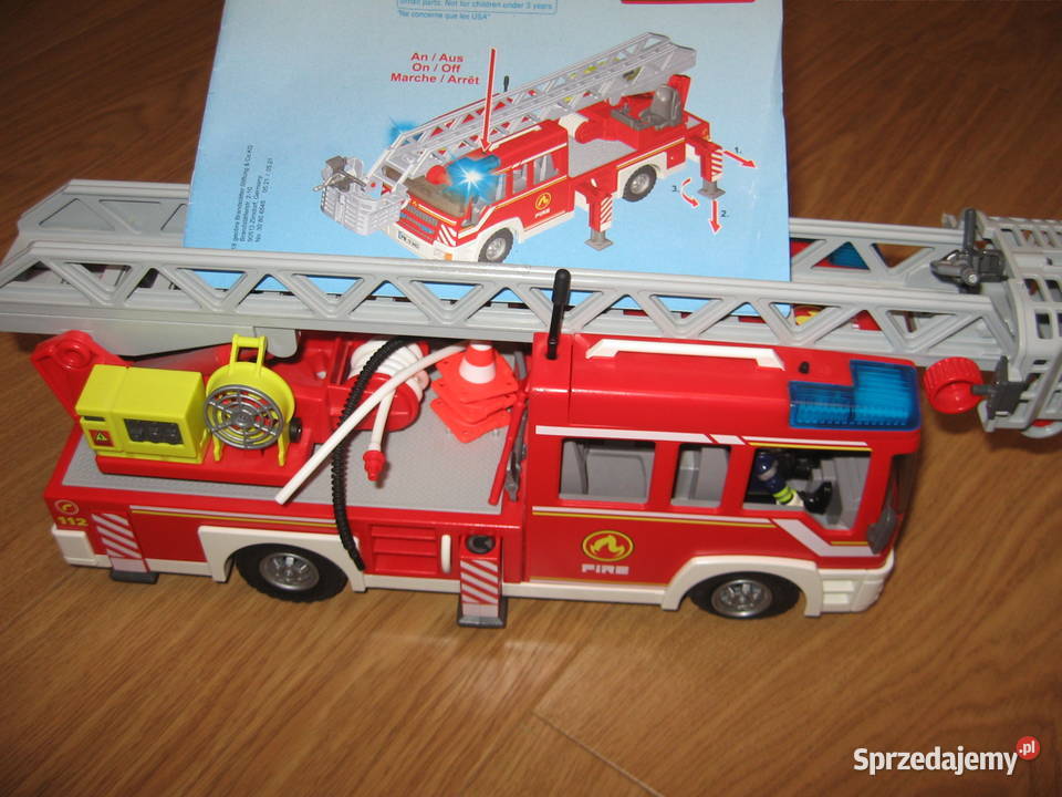 Samochód strażacki z drabiną 9463 komplet bonus Olsztyn