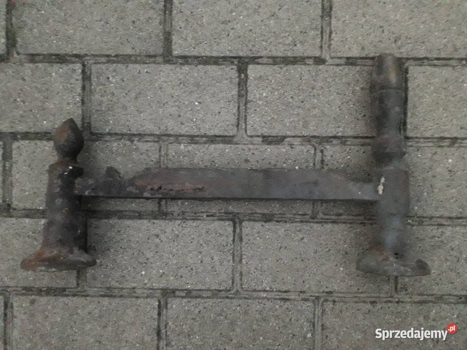 Stylowe żeliwne stojaki koziołki na drewno do