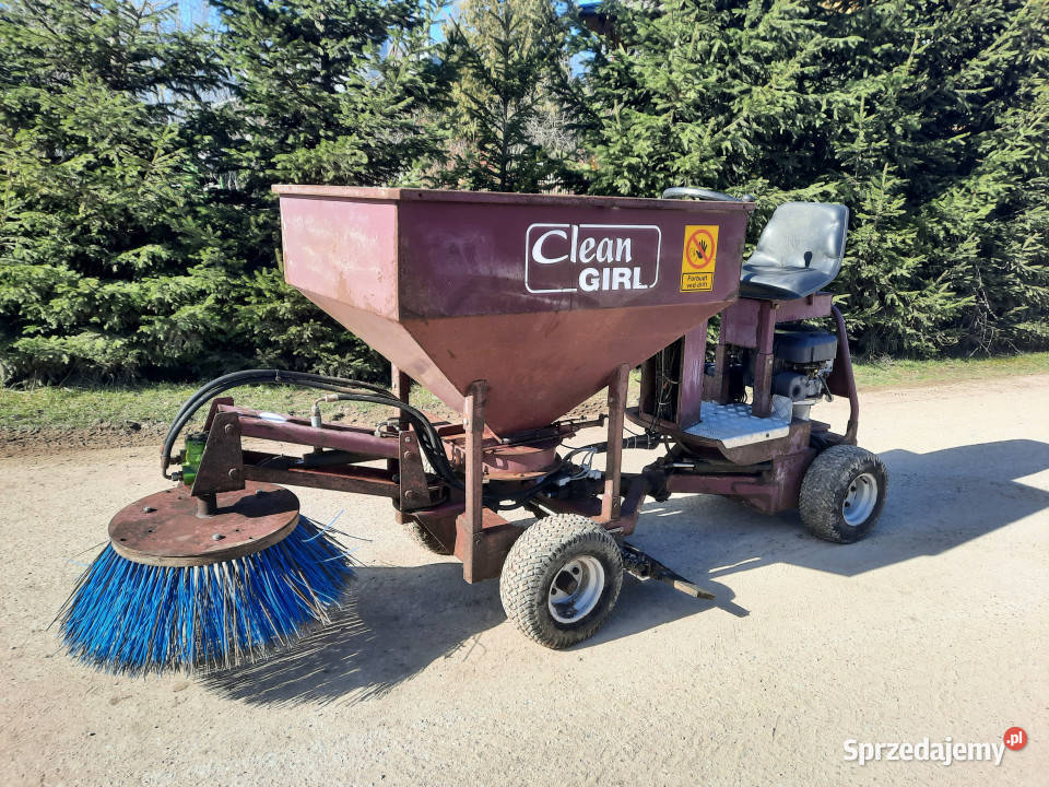 Zamiatarko ścielarka ze ściągaczką do obór i Rozrzutniki obornika Czerkiesy