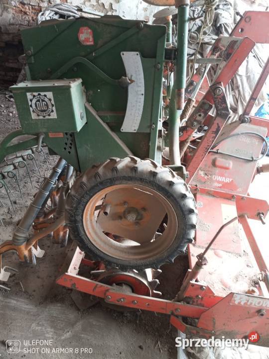 Agregat uprawowosiewny Howard 25 siewnik Amazone Głogówek