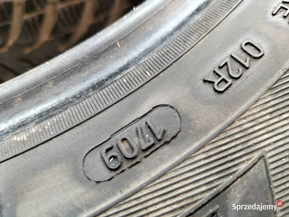2x OPONA ZIMOWA GOODYEAR ULTRAGRIP 7 19565R15 sprzedam