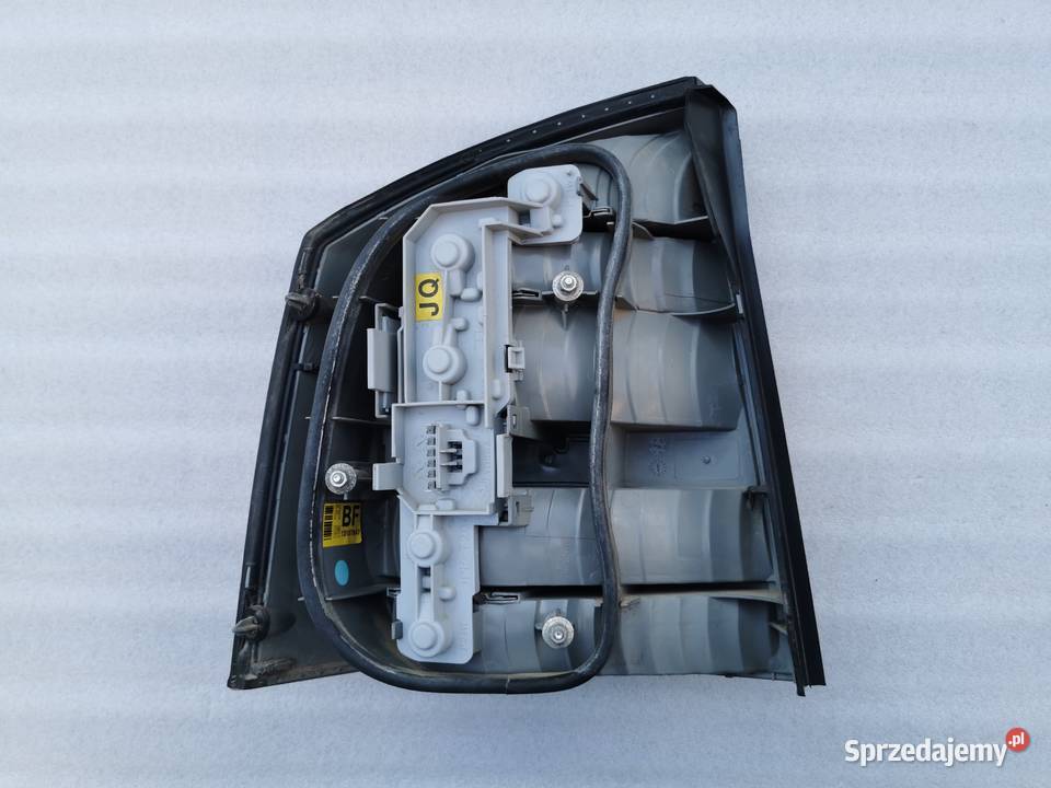 Lampa Prawy Tył Tylna Prawa Opel Vectra C GTS sprzedam