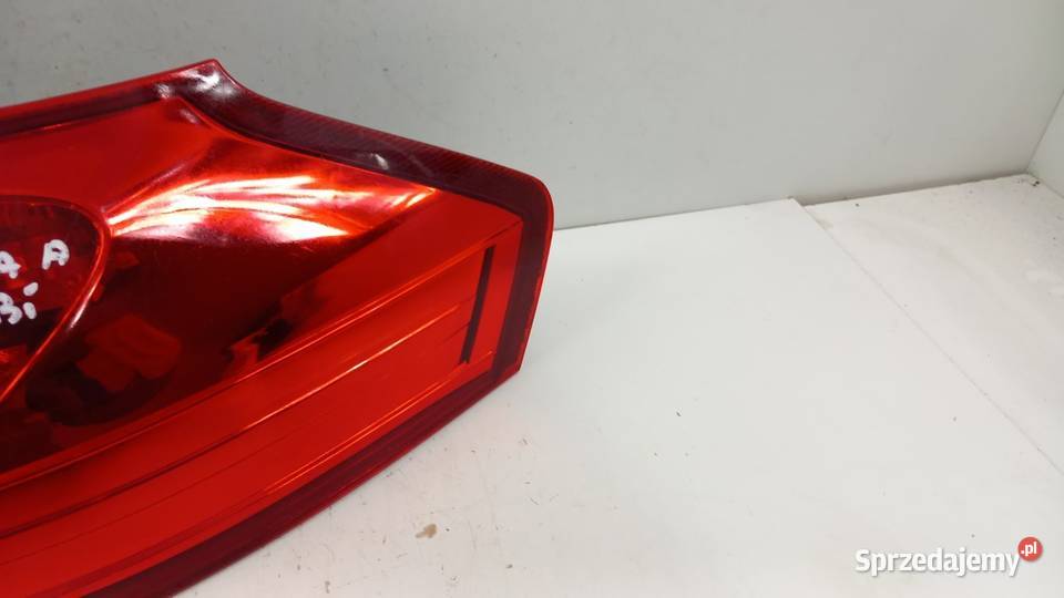 OPEL INSIGNIA A KOMBI LAMPA TYŁ PRAWA osobowe Zbierkowo