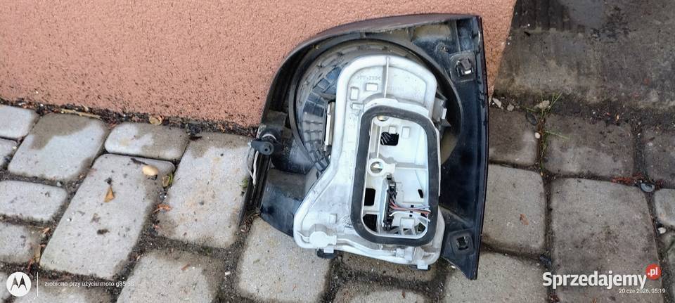 Lampa tylna lewa kompletna polo 9N hatchback osobowe