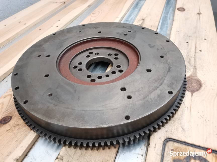 Koło zamachowe Deutzfahr 620 04208192