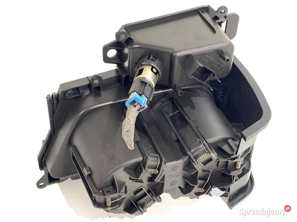 UCHWYT NA NAPOJE OPEL INSIGNIA A 0817 Hatchback Uchwyty fabryczne podkarpackie