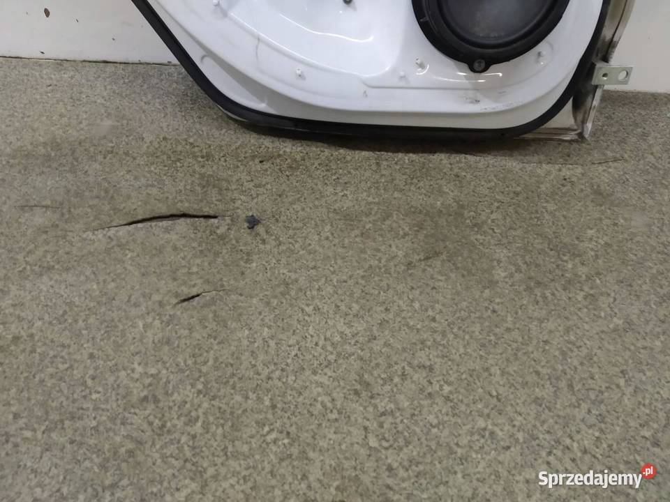 DRZWI LEWE TYŁ SEDAN LS9R Audi A3 III 2013 2020 Rok produkcji 2017