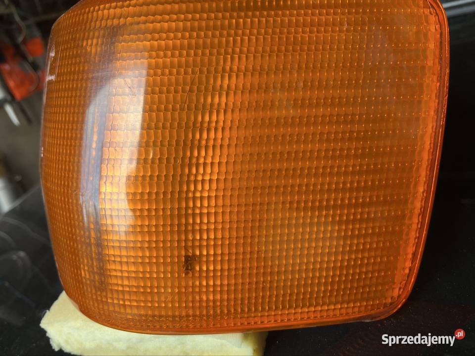 Lampa tylna prawa Audi 80 b3 Głuchołazy