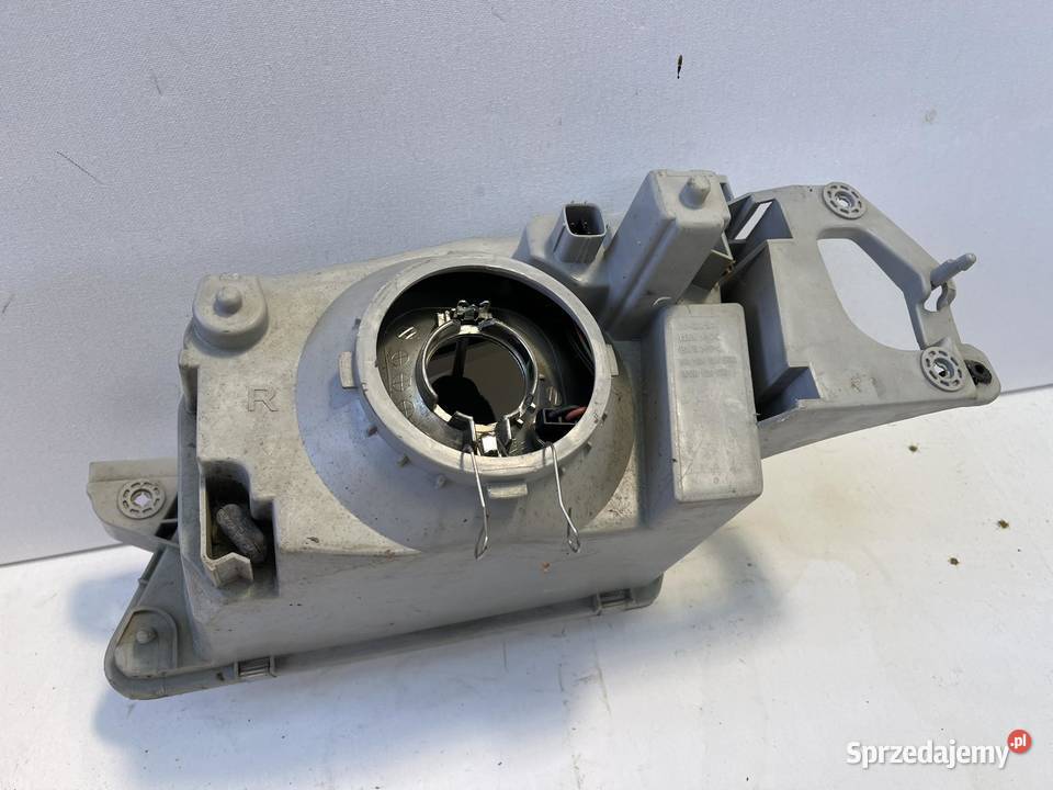 MAZDA 323F PRAWA LAMPA PRZÓD prawe Ostroróg sprzedam