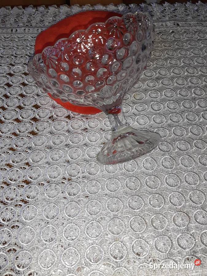 Elegancka cukiernica guziczki Ząbkowice Porcelana i szkło Porcelana i szkło Sosnowiec